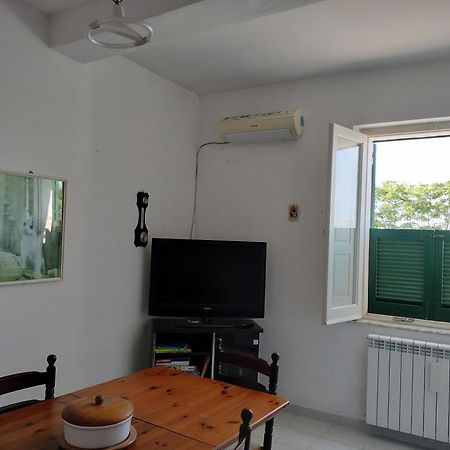 Sunny House Apartment Parghelia Exterior photo